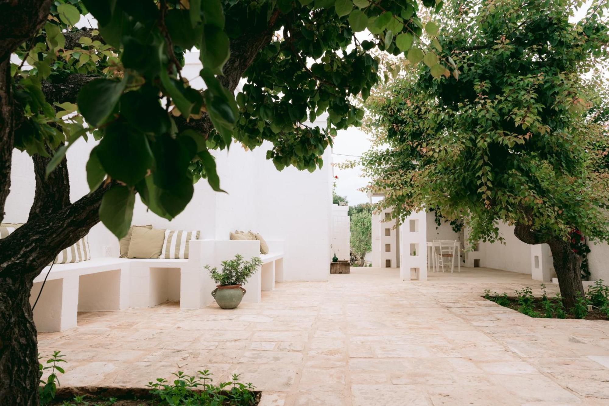 Oltre Gli Ulivi Bed and Breakfast Ostuni Buitenkant foto