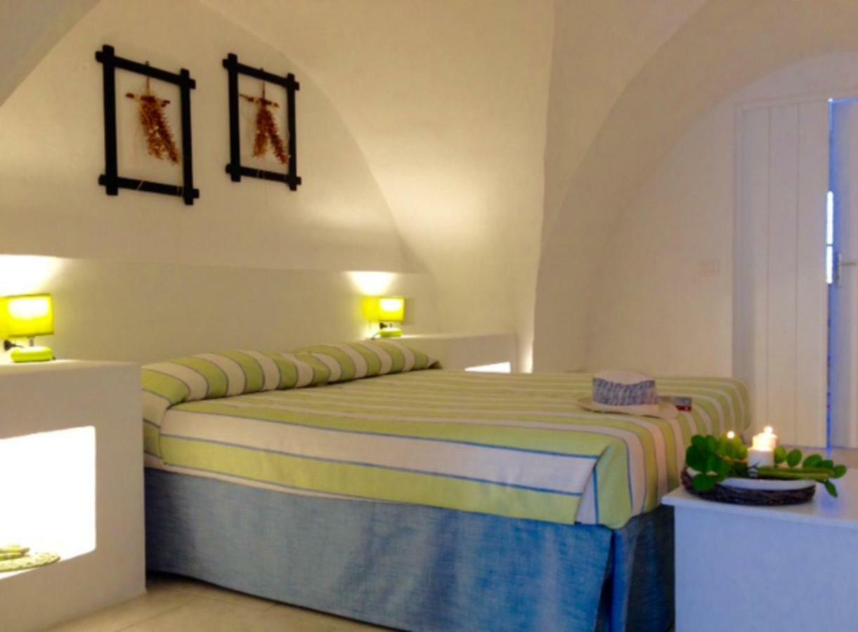 Oltre Gli Ulivi Bed and Breakfast Ostuni Buitenkant foto
